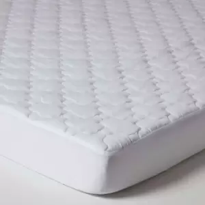 HOMESCAPES Luxury Triple Fill Mattress Protector, Super King Size - White