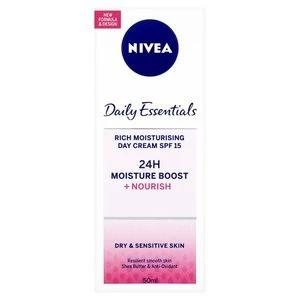 Nivea Visage Day Cream Dry/Sensitive SPF 15 Tube 50ml
