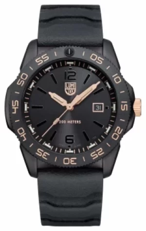 Luminox Pacific Diver 3120 Series Gold Limited Edition XS. Watch
