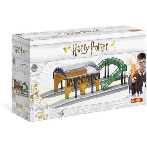 Hornby (Harry Potter) Platform 9 3/4 Model Building