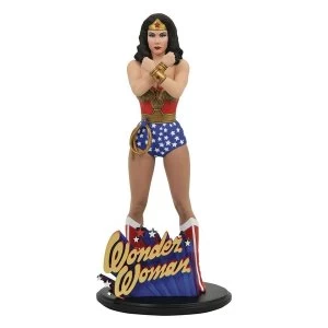DC Comic Gallery PVC Statue Linda Carter Wonder Woman 23cm