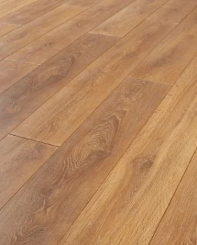 Wickes Aspiran Oak Laminate Flooring