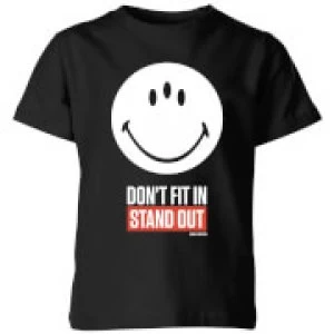 Smiley World Slogan Don't Fit In, Stand Out Kids T-Shirt - Black - 7-8 Years