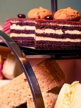 Virgin Experience Days Gin Afternoon Tea for Two at the Luxury 5* Lowry Hotel, Manchester, One Colour, Women