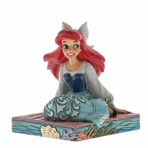 Be Bold Ariel (Little Mermaid) Disney Traditions Figurine