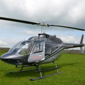 6 Mile Helicopter Tour With Bubbly For Two Gift Experience