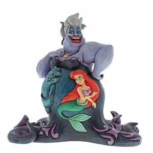 Deep Trouble Ursula with Scene Disney Traditions Figurine