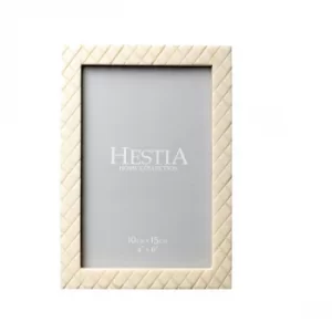 Hestia Criss Cross Resin Carved Photo Frame 4" x 6"