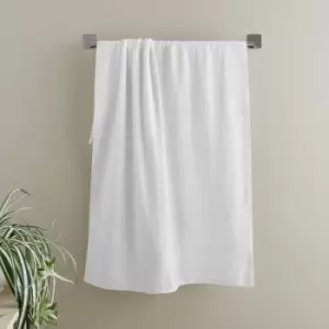 Catherine Lansfield Anti-Bacterial 100% Cotton Bath Towel, White