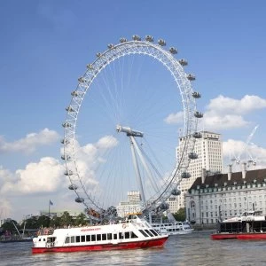 Buyagift Lunch Cruise On The Thames For Two Gift Experience