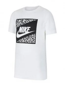 Boys, Nike Futura UV Activated T-Shirt - White Size M 10-12 Years