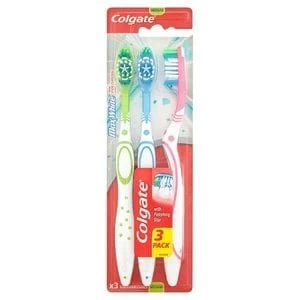 Colgate Max White Medium Toothbrush 3 Pack