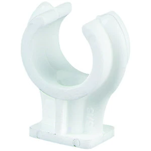 Wickes White Plastic Pipe Clips - 15mm Pack of 5
