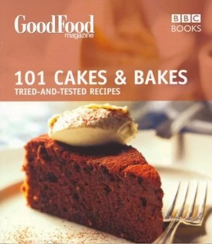 101 Cakes and Bakes by Mary Cadogan Paperback