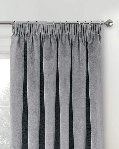 Oxford Thermal Velvet Curtain Grey 117 x 137cm YK67411