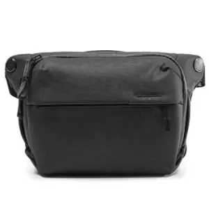Peak Design Everyday Sling Bag 6L V2 in Black