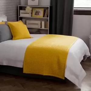 Belledorm Crompton Quilted Bed Runner (One Size) (Saffron Yellow)