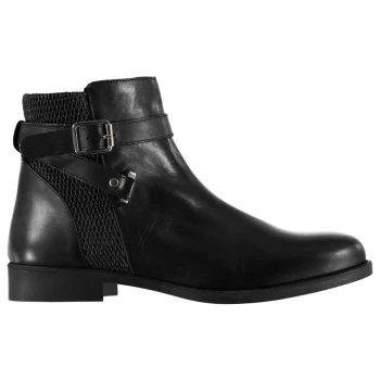 Linea Buckle Boots - Black