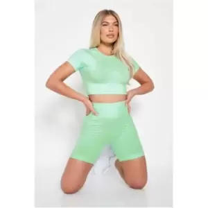 I Saw It First Active Seamless Crop Top And Shorts Set - Green