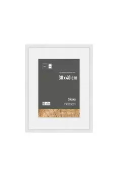 Skava 30 x 40cm Wooden Picture Frame With A4 Mount & Glass Front