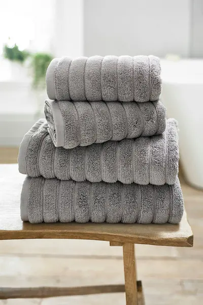 The Lyndon Company Ribbleton Zerotwist Cotton Towels Light Grey