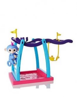Fingerlings Playset And Monkey