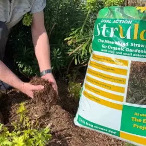 YouGarden Strulch Mineralised Straw Garden Mulch 9kg
