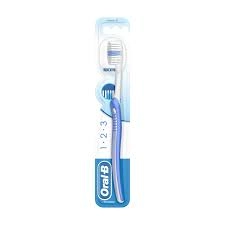 Oral-B Indicator Medium Toothbrush
