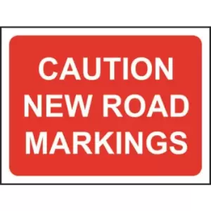 600 X 450MM Temporary Sign & Frame - Caution New Road Markings