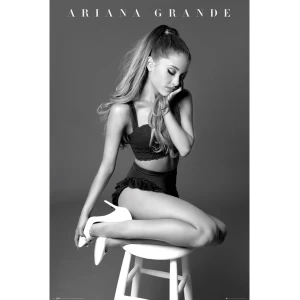 Ariana Grande Sit Maxi Poster