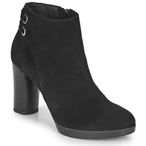 Geox ANYLLA HIGH womens Low Ankle Boots in Black