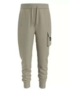 Calvin Klein Jeans Boys Badge Cargo Sweatpants - Wheat Fields, Wheat Fields, Size 10 Years