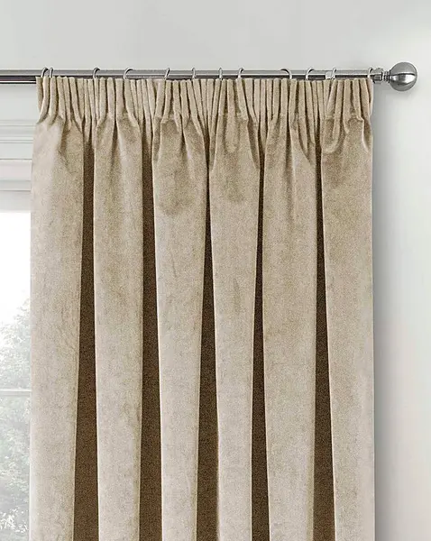 Oxford Thermal Velvet Curtain Cream 167 x 137cm YK67401