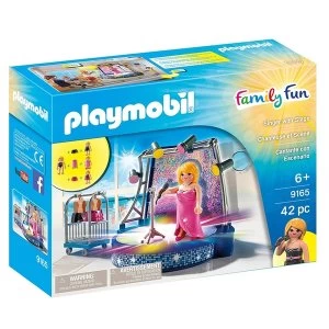 Playmobil Family Fun Singer With Stage