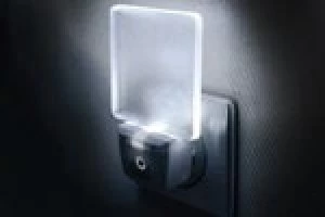 Integral Auto Sensor LED Night Light (Euro 2-Pin plug)