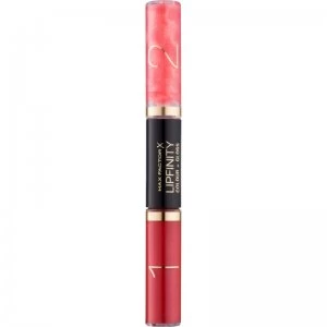 Max Factor Lipfinity Colour and Gloss Long-Lasting Lipstick and Lip Gloss 2 in 1 Shade 560 Radiant Red 2x3ml
