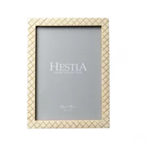 Hestia Retreat Criss Cross Resin Carved Photo Frame 5" x 7"
