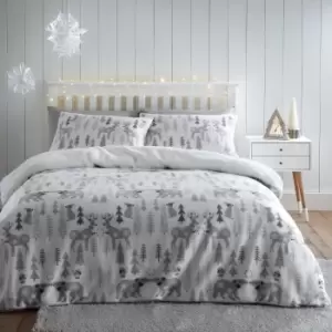 Catherine Lansfield Cosy Winter Wonderland Fleece Duvet Cover & Pillowcase Set Grey