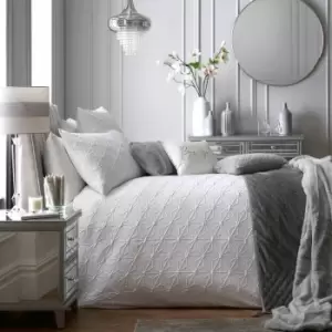 By Caprice Home Ruby Geometric Diamond Texture Duvet Cover Set, White, Double