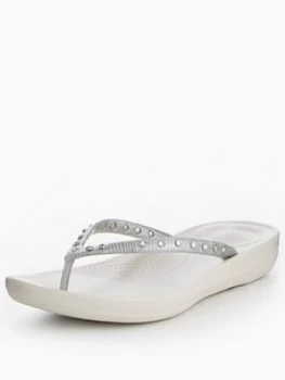 FitFlop iQushion Ergonomic Flip Flop Crystal Silver Size 5 Women