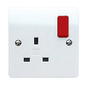 MK 13A White Single Switched Socket