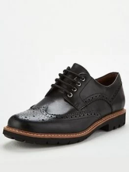 Clarks Batcombe Wing Shoe, Black Leather, Size 10, Men