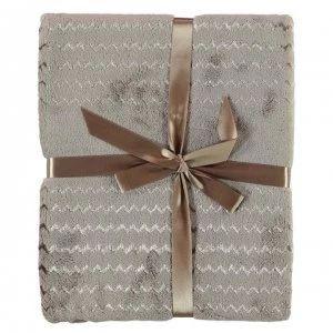 Linens and Lace Zigzag Throw - Mocha DNU