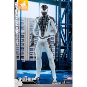 Hot Toys Video Game Masterpiece - 1/6 Scale Fully Poseable Figure: Marvel's Spider-Man - Spider-Man (Negative Suit Version)