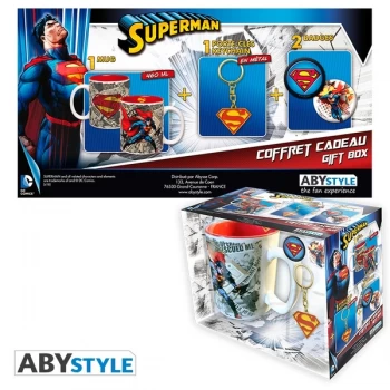 DC Comics - Mug + Keychains + Badges Superman Gift Box