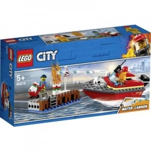 60213 LEGO CITY Fire department at the harbor