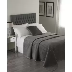 Riva Home Brooklands Bedspread (265x265cm) (Graphite)