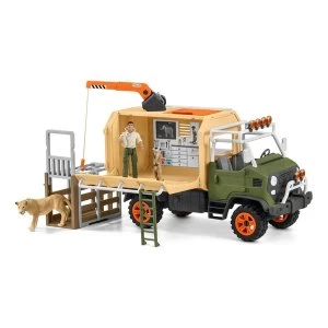 Schleich - Wild Life Animal Rescue Large Truck with Toy Figures & Accessories