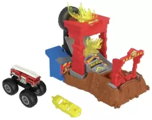 Hot Wheels Monster Truck 5Alarm Fire Crash Challenge Playset